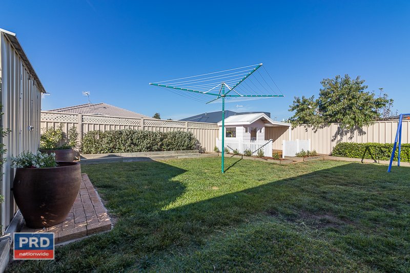 7 Angus Place BUNGENDORE 17