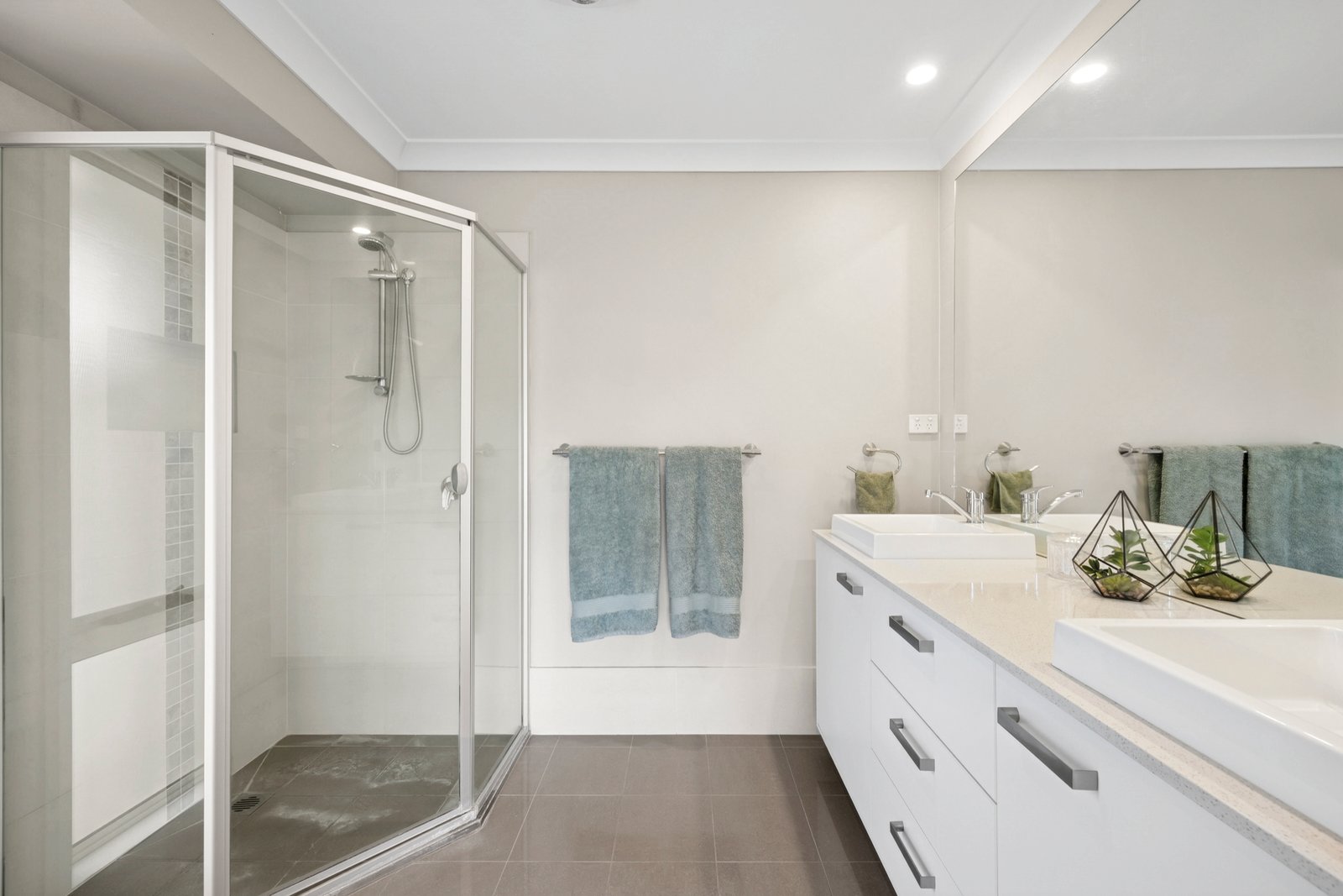 7 Angus Place BUNGENDORE 9