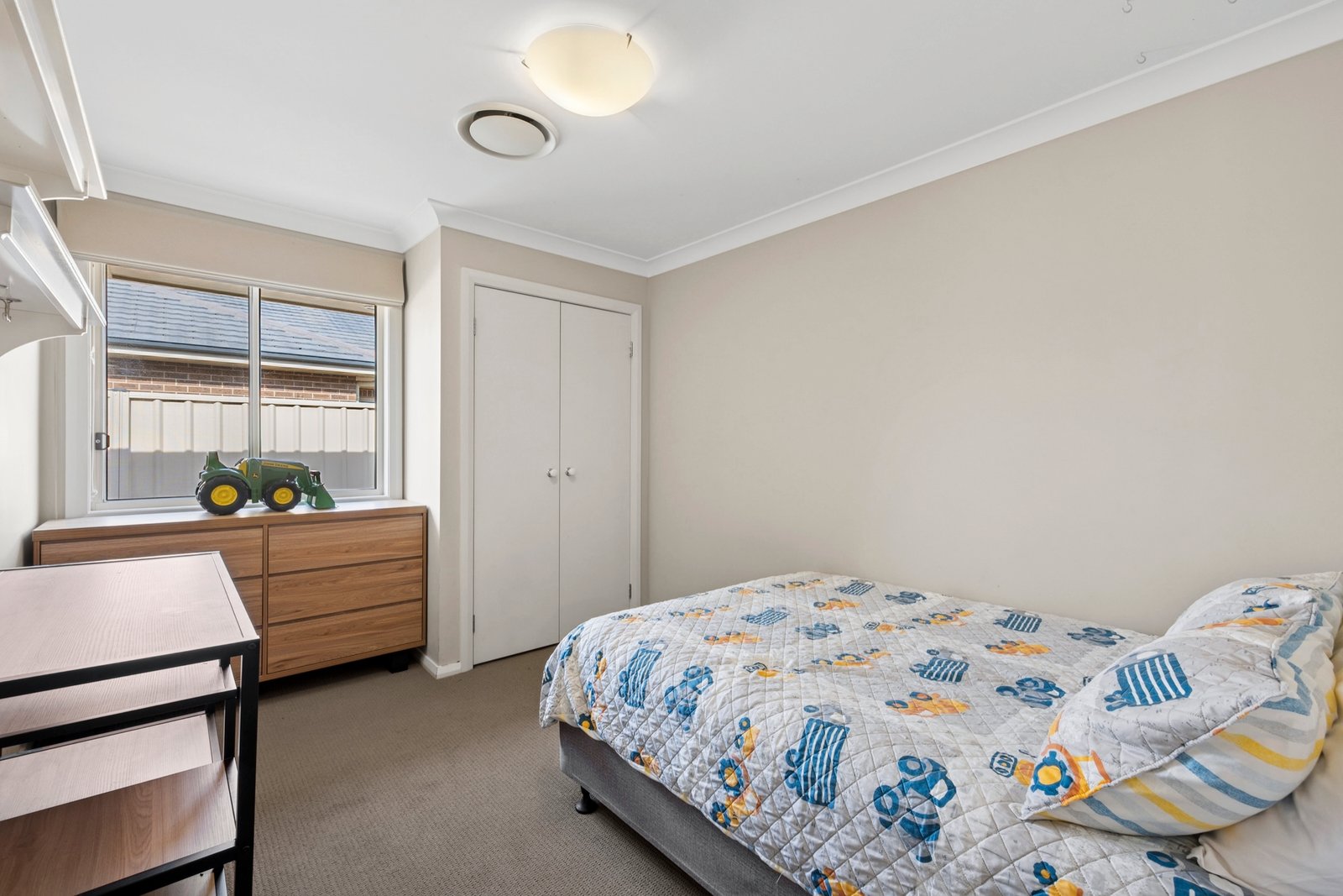 7 Angus Place BUNGENDORE 12