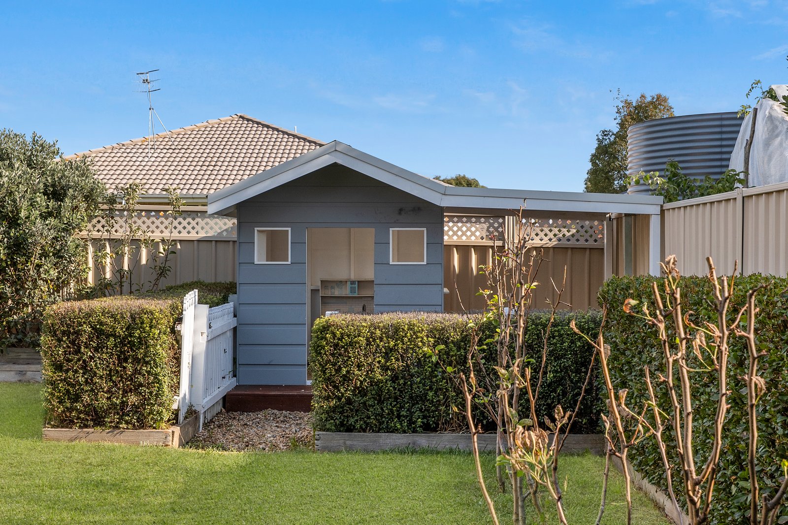 7 Angus Place BUNGENDORE 17