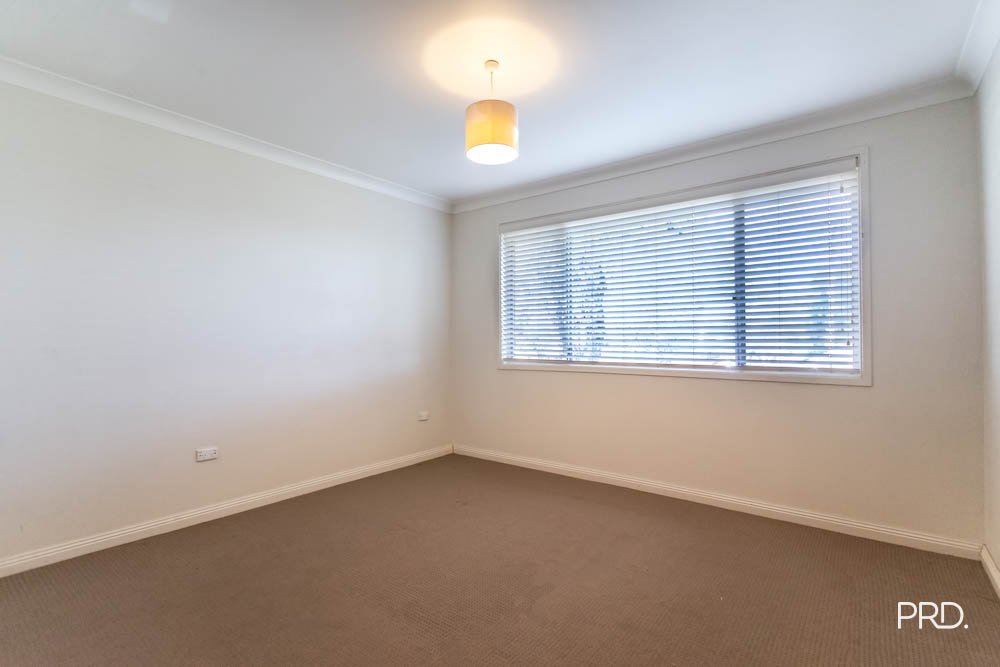 7 Anne Crescent Blaxland 2