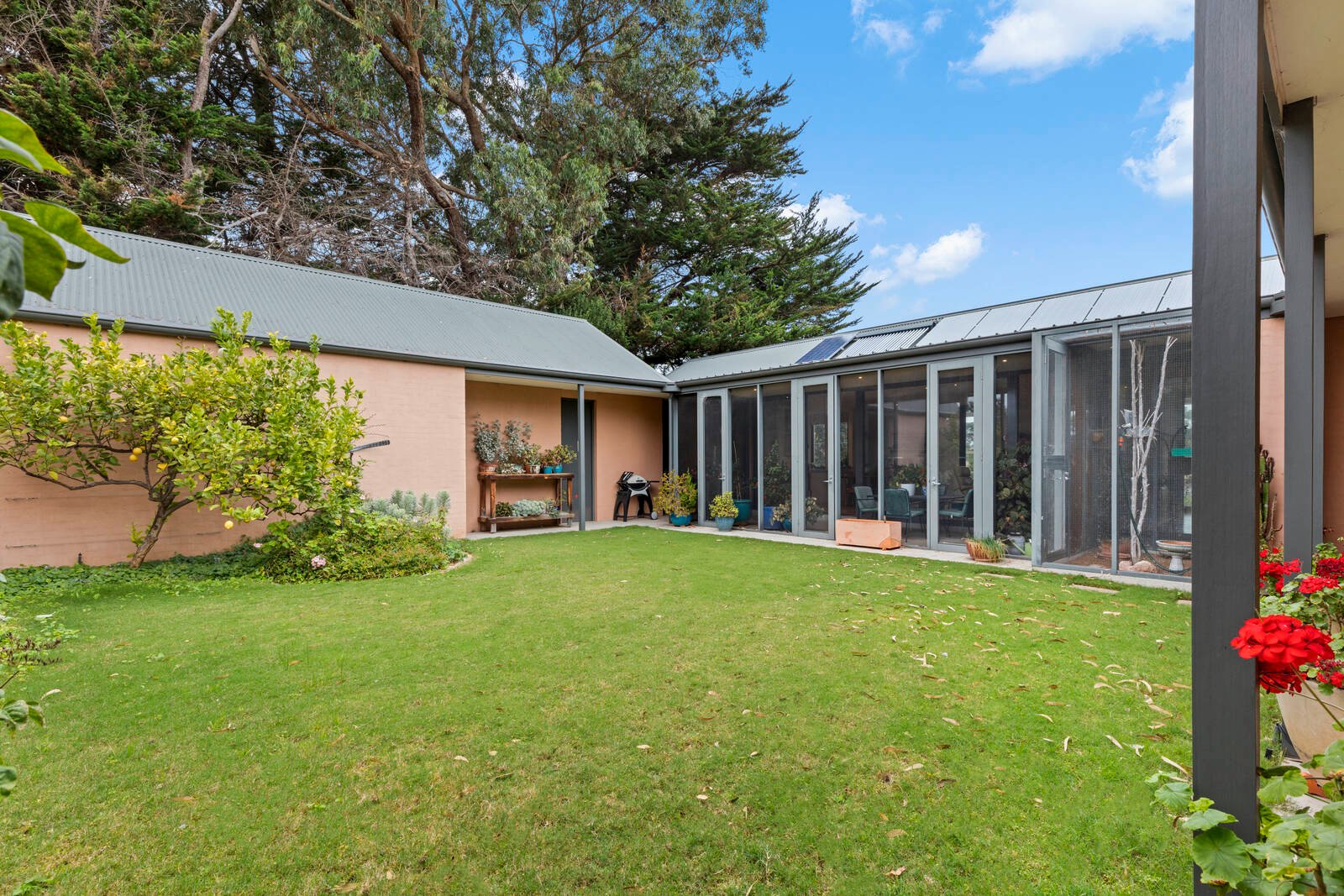 Real Estate and Property in 7 Araluen Court, Barwon Heads, VIC