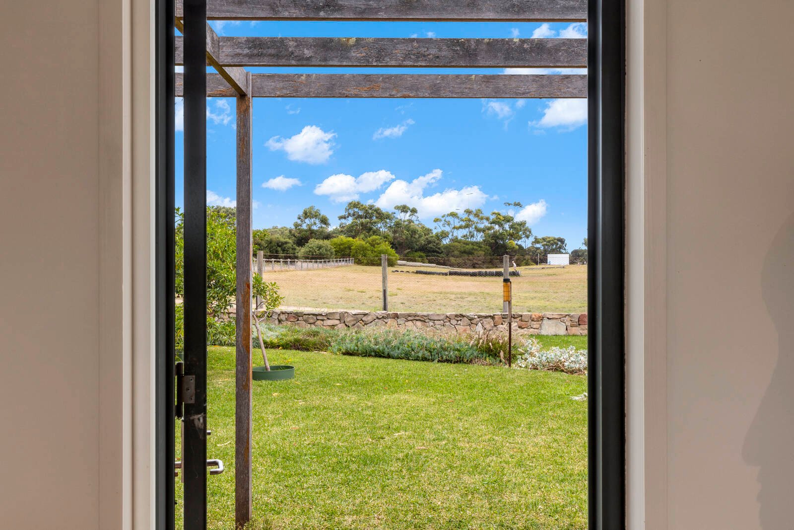 Real Estate and Property in 7 Araluen Court, Barwon Heads, VIC