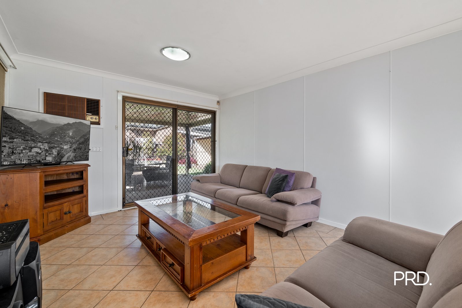 7 Areley Court JAMISONTOWN 4