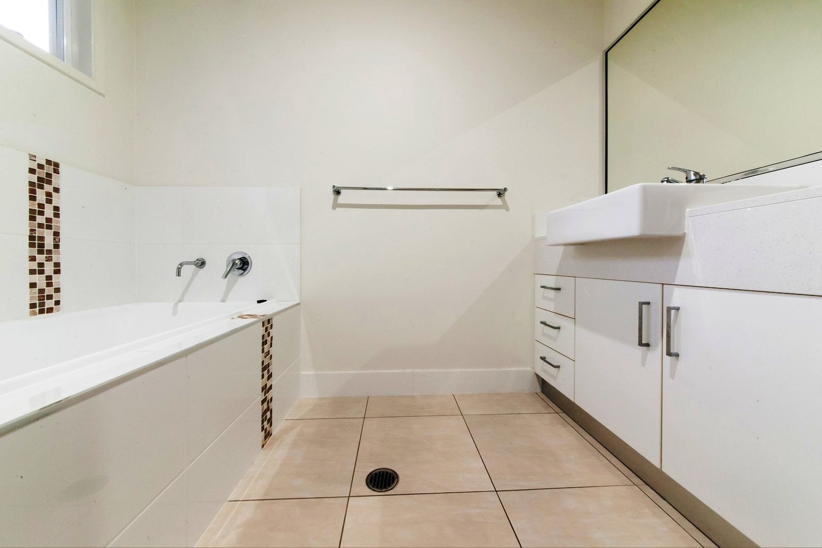 7 Armada Crescent JUBILEE POCKET 10