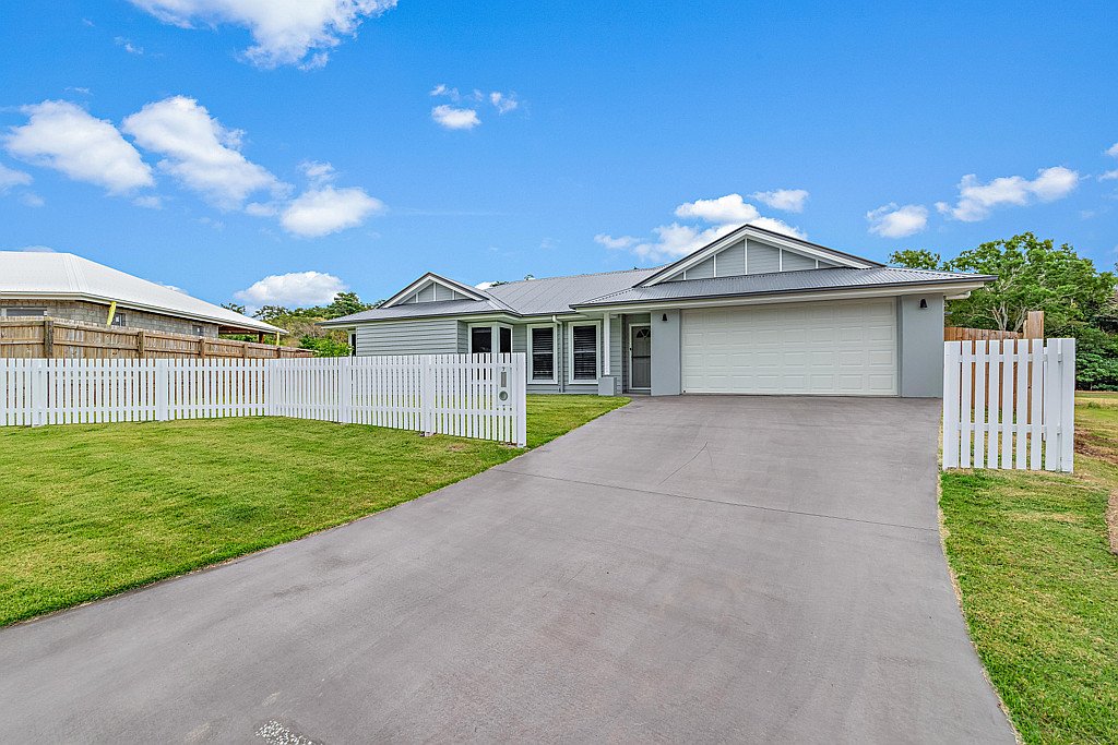 7 Arnold Court CANNONVALE 5