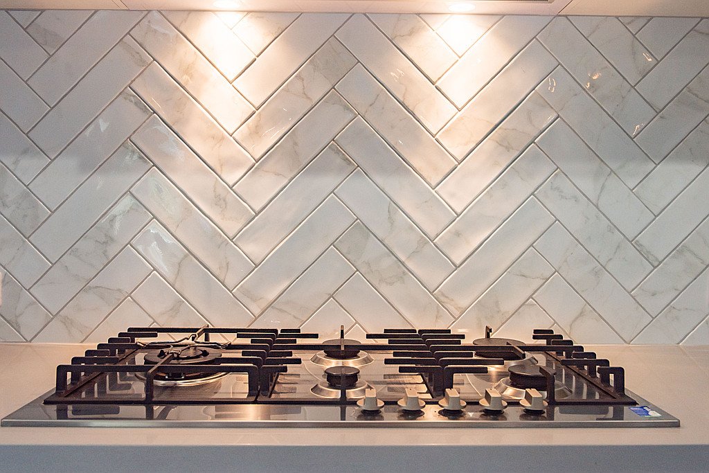 7 Arnold Court CANNONVALE 35