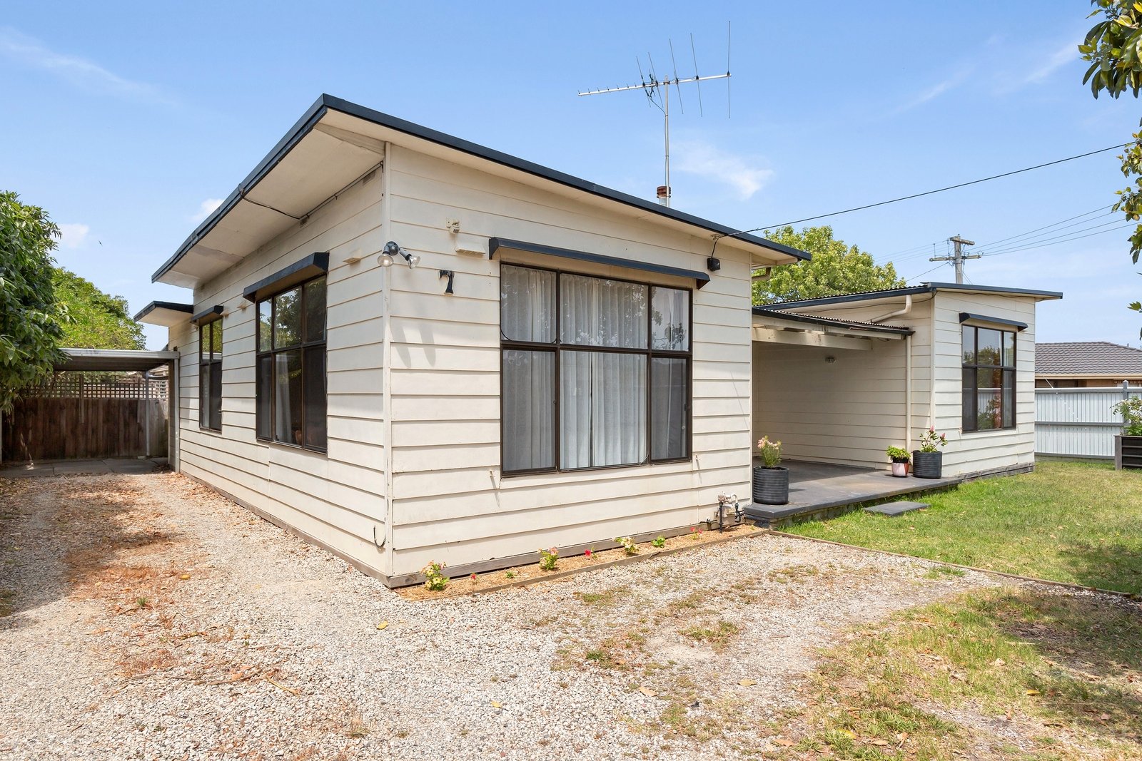 Real Estate and Property in 7 Ash Road, Leopold, VIC