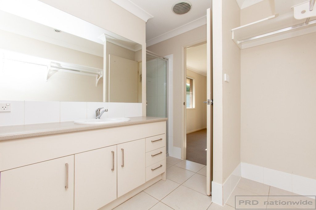 7 Ashmore Close ASHTONFIELD 12