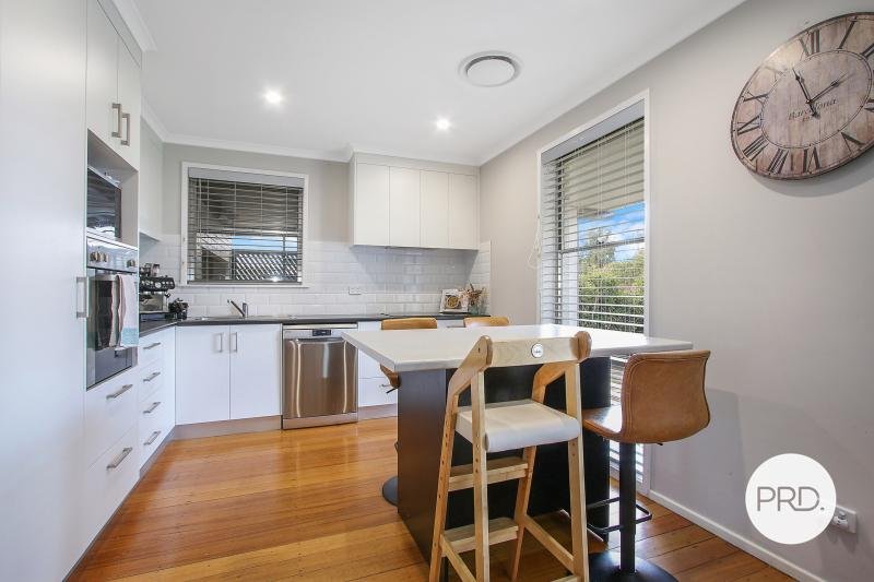 7 Athens Street WODONGA 4