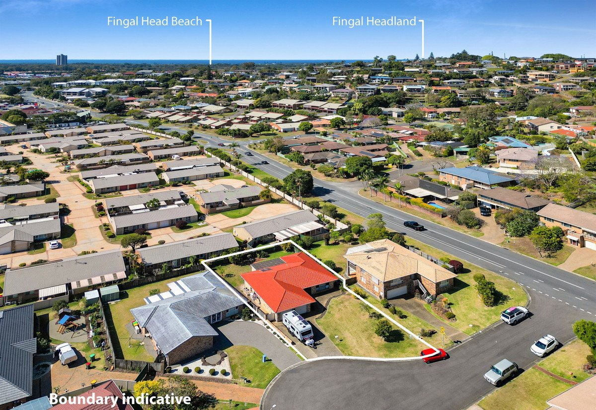 7 Augusta Place Banora Point 3