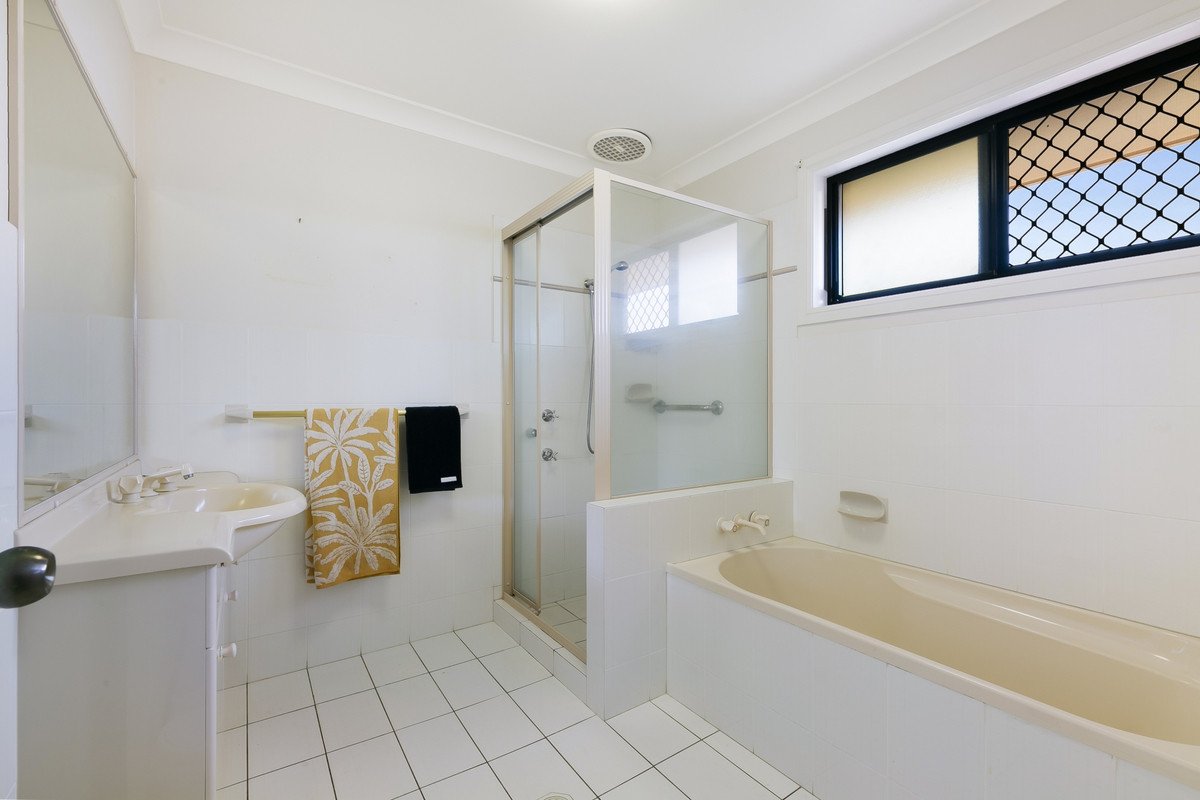 7 Augusta Place Banora Point 9