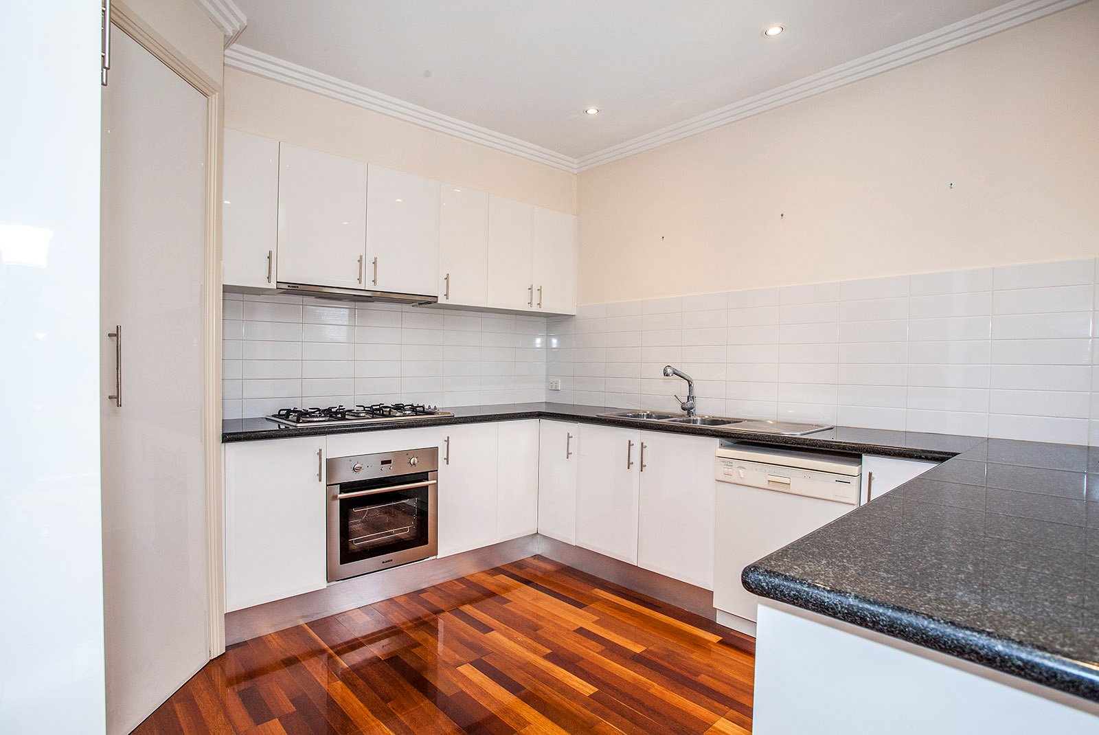 Real Estate and Property in 7 Austin Street, Bulleen, VIC