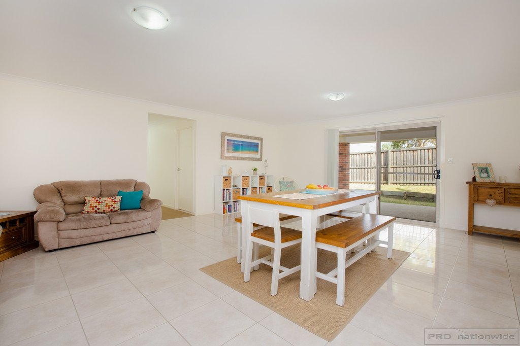 7 Babbler Way ABERGLASSLYN 5