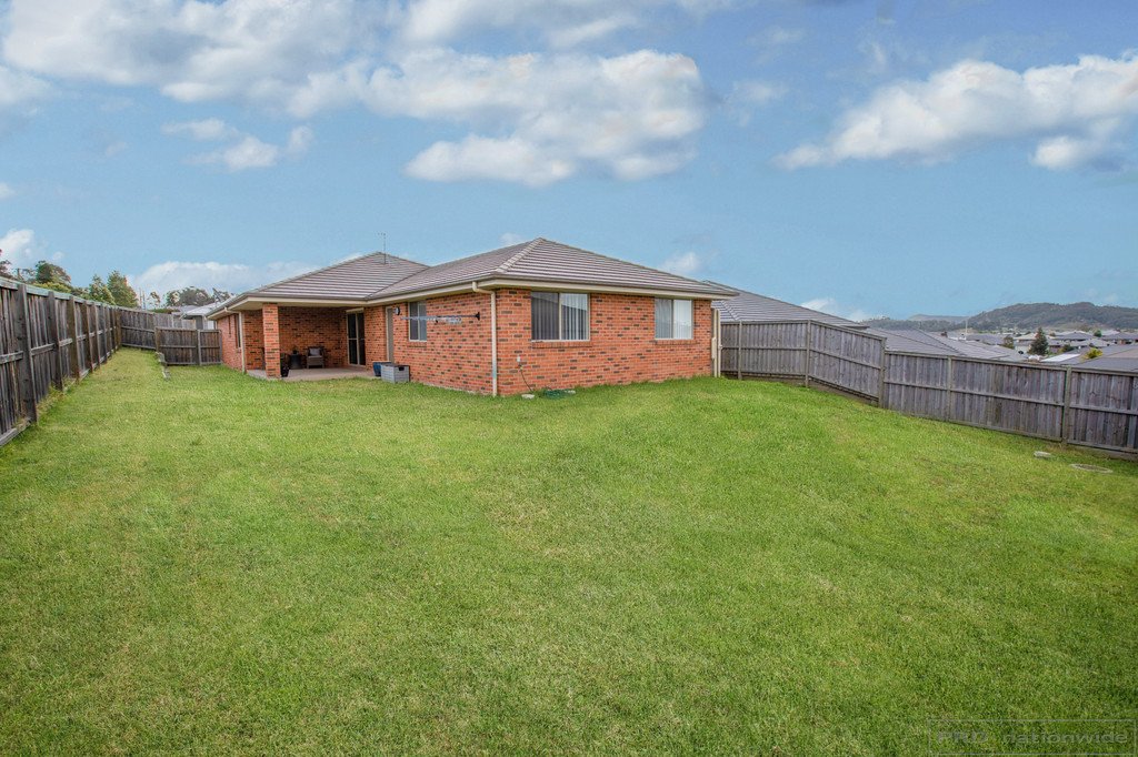 7 Babbler Way ABERGLASSLYN 7