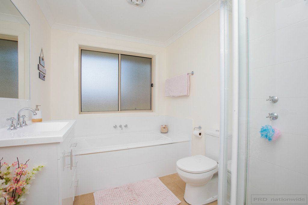 7 Babbler Way ABERGLASSLYN 14