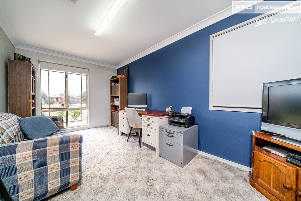 7 Bamarook Crescent GLENFIELD PARK 7