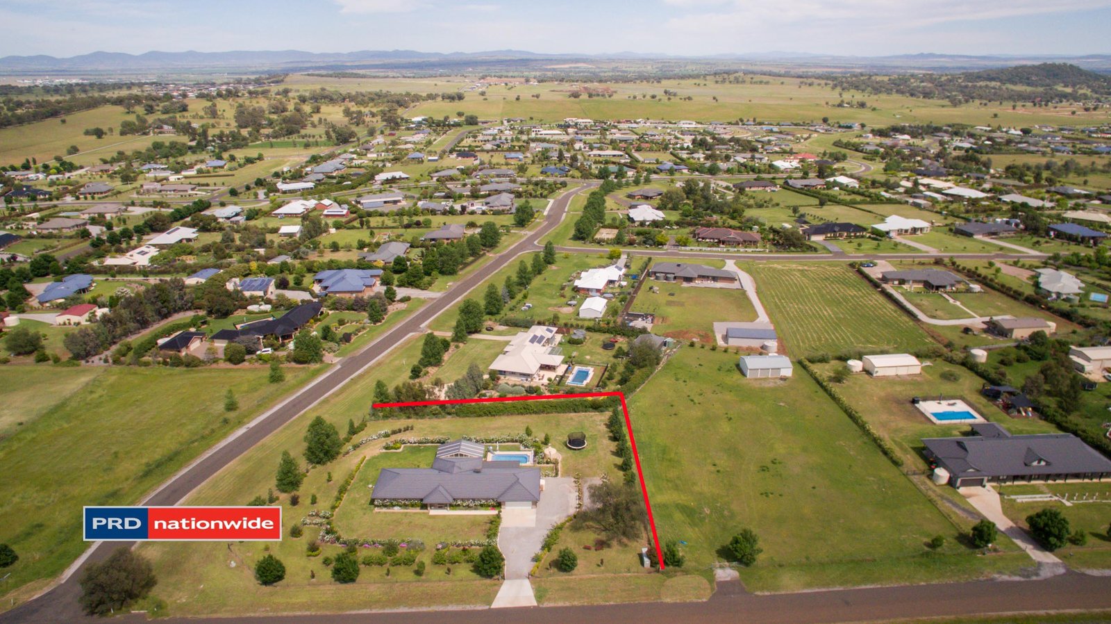 7 Barakula Drive TAMWORTH 2