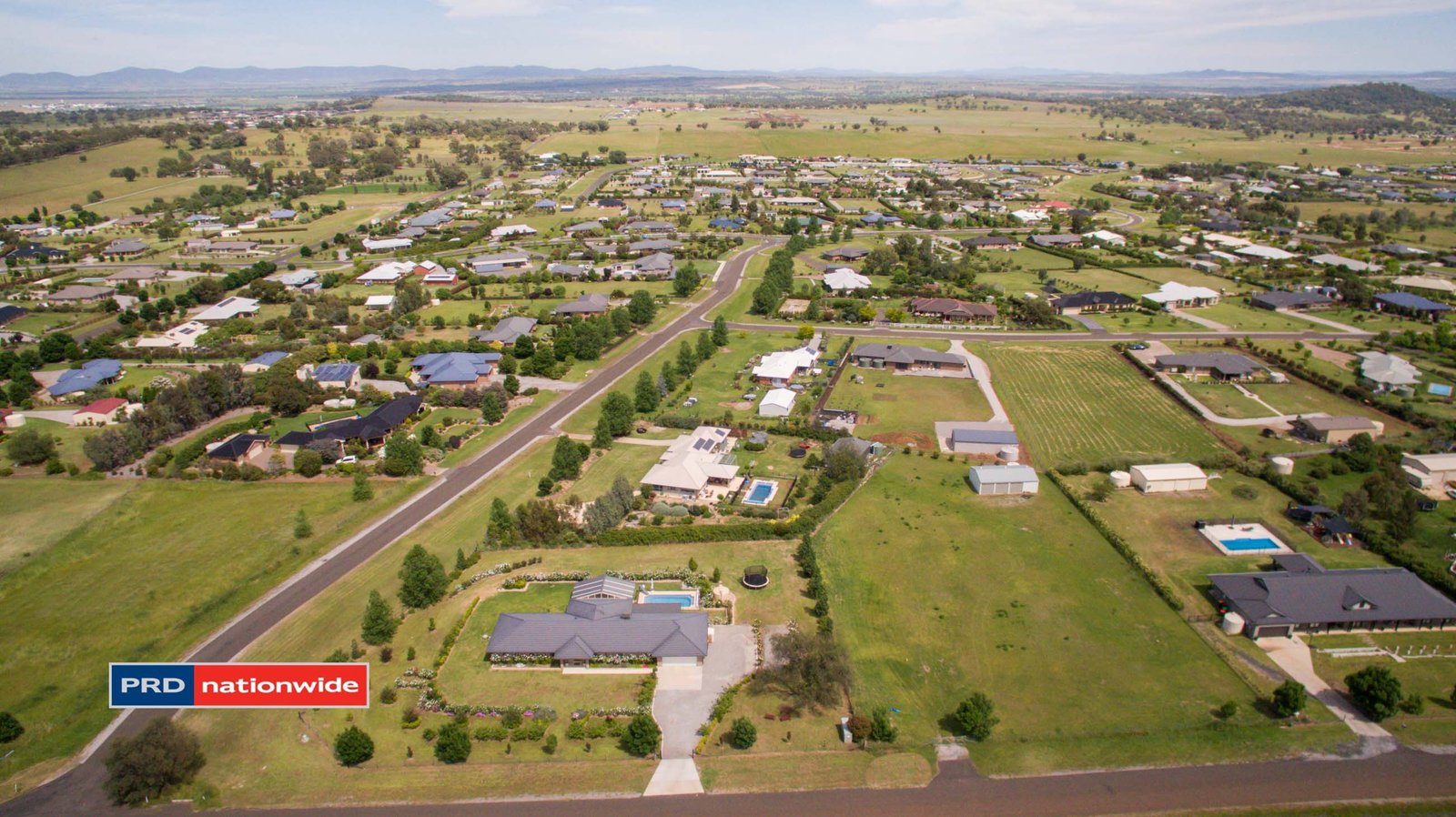 7 Barakula Drive TAMWORTH 25