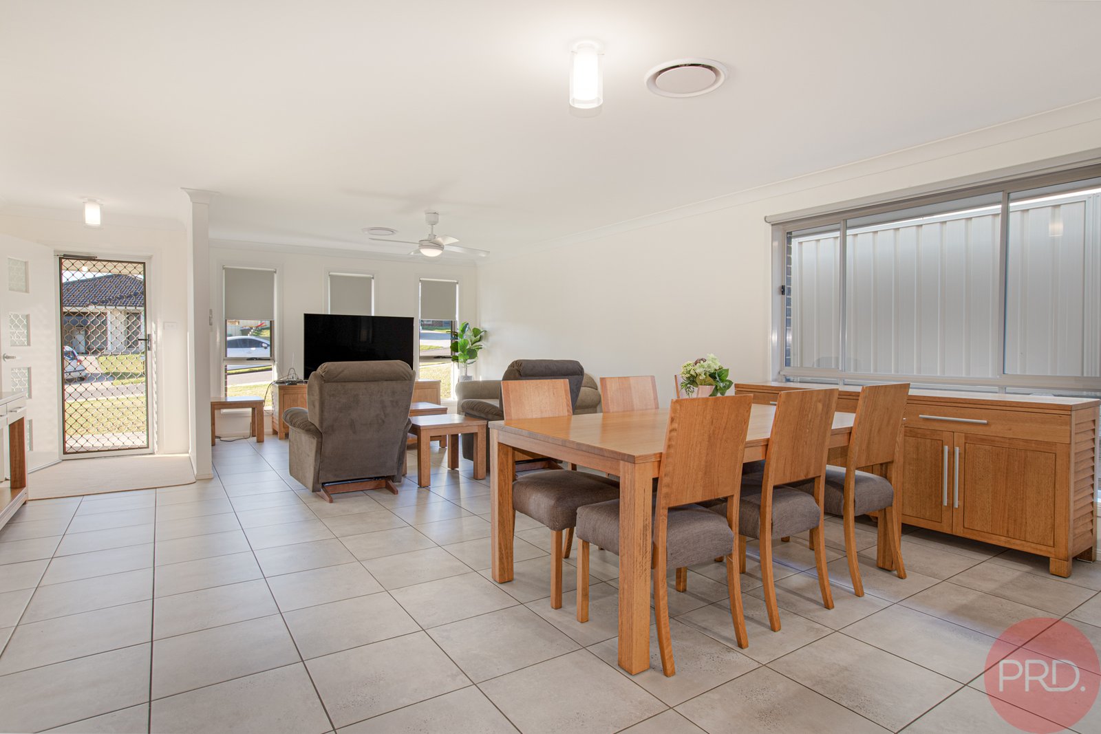 7 Barbara Court RUTHERFORD 4