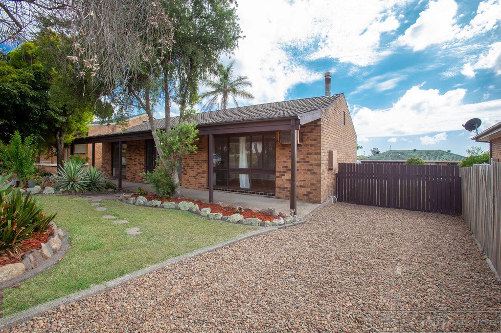 7 Barlow Close THORNTON 2