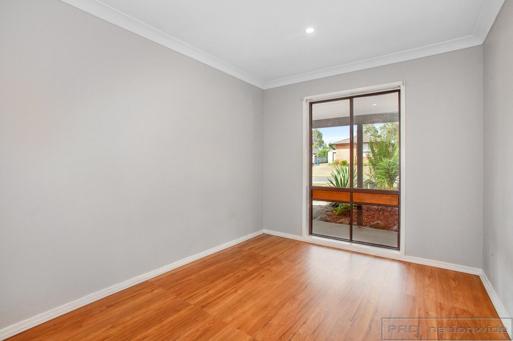 7 Barlow Close THORNTON 14