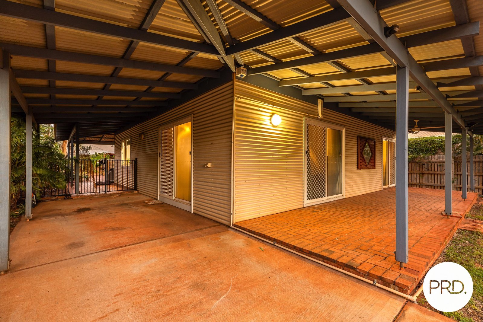 7 Barnsley Place CABLE BEACH 6