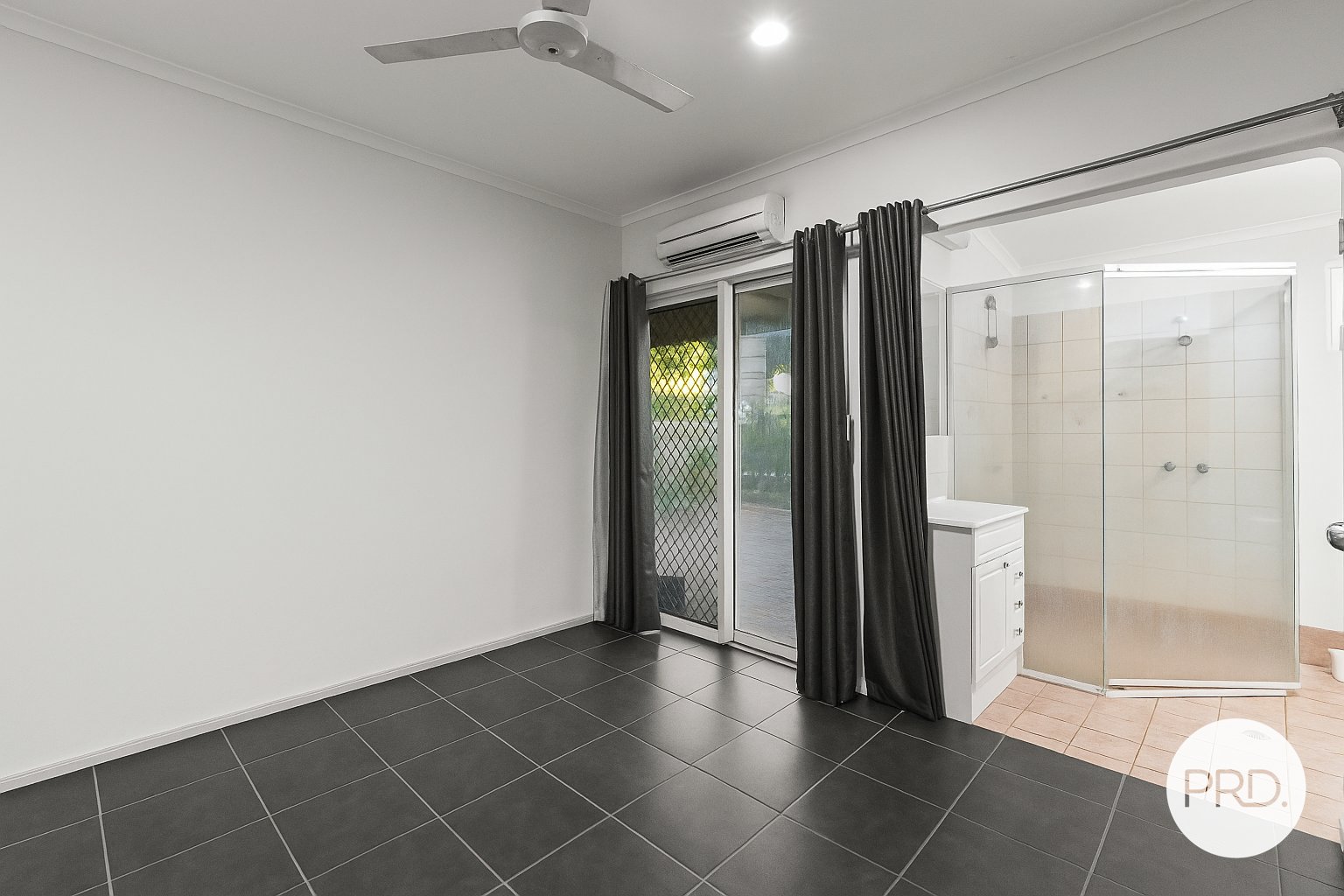 7 Barnsley Place CABLE BEACH 10