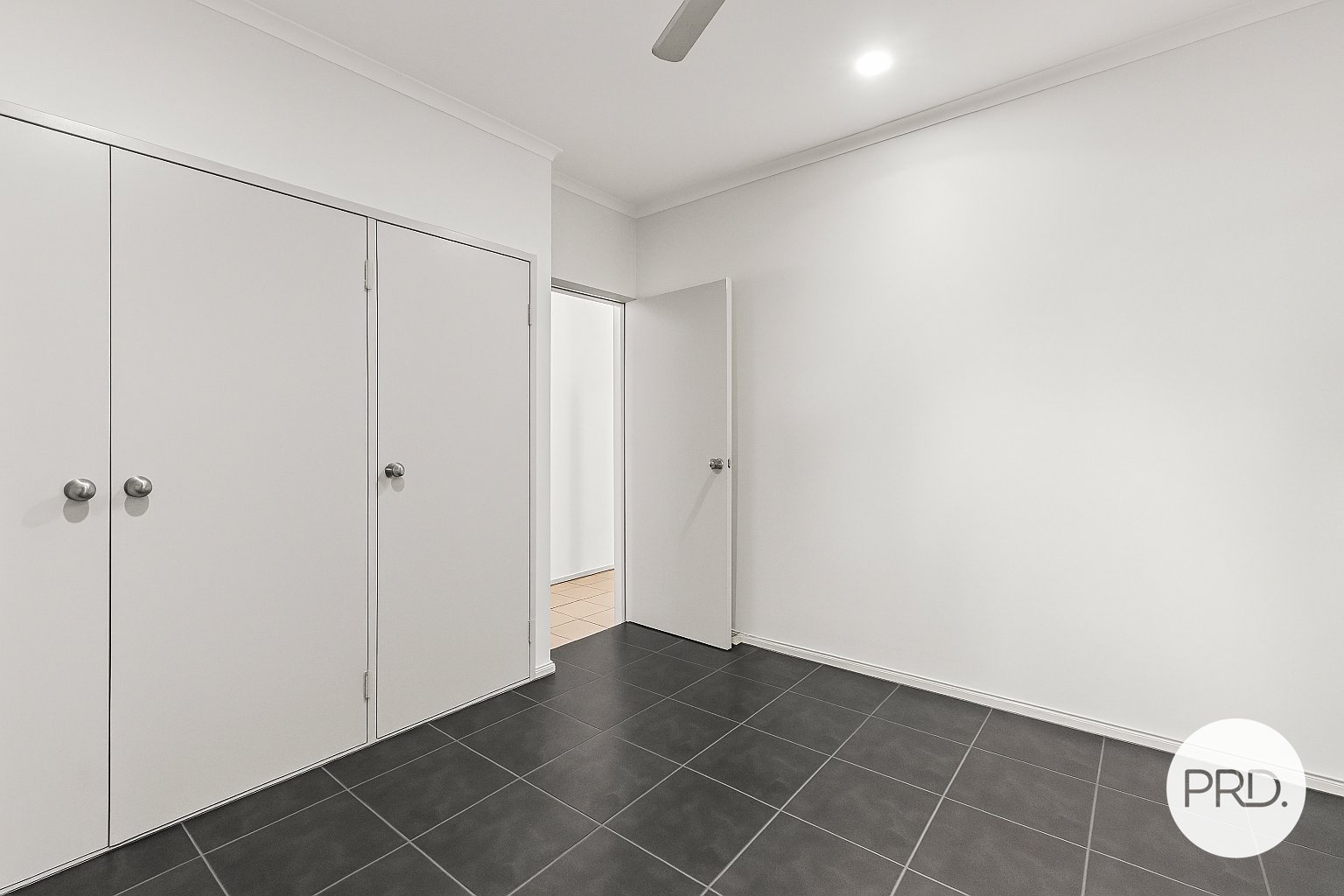 7 Barnsley Place CABLE BEACH 11