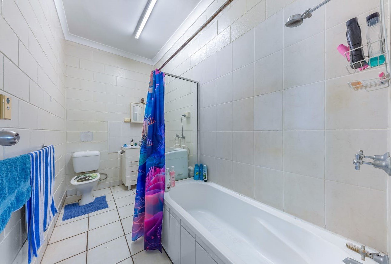 7 Barry St  PROSERPINE 6