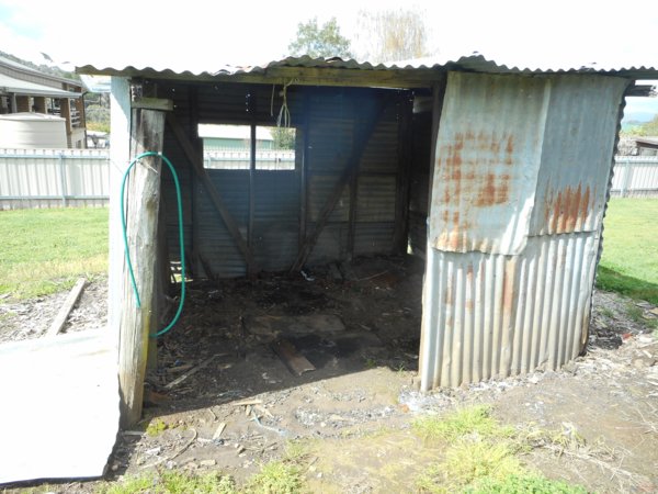 7 Batlow Avenue BATLOW 12