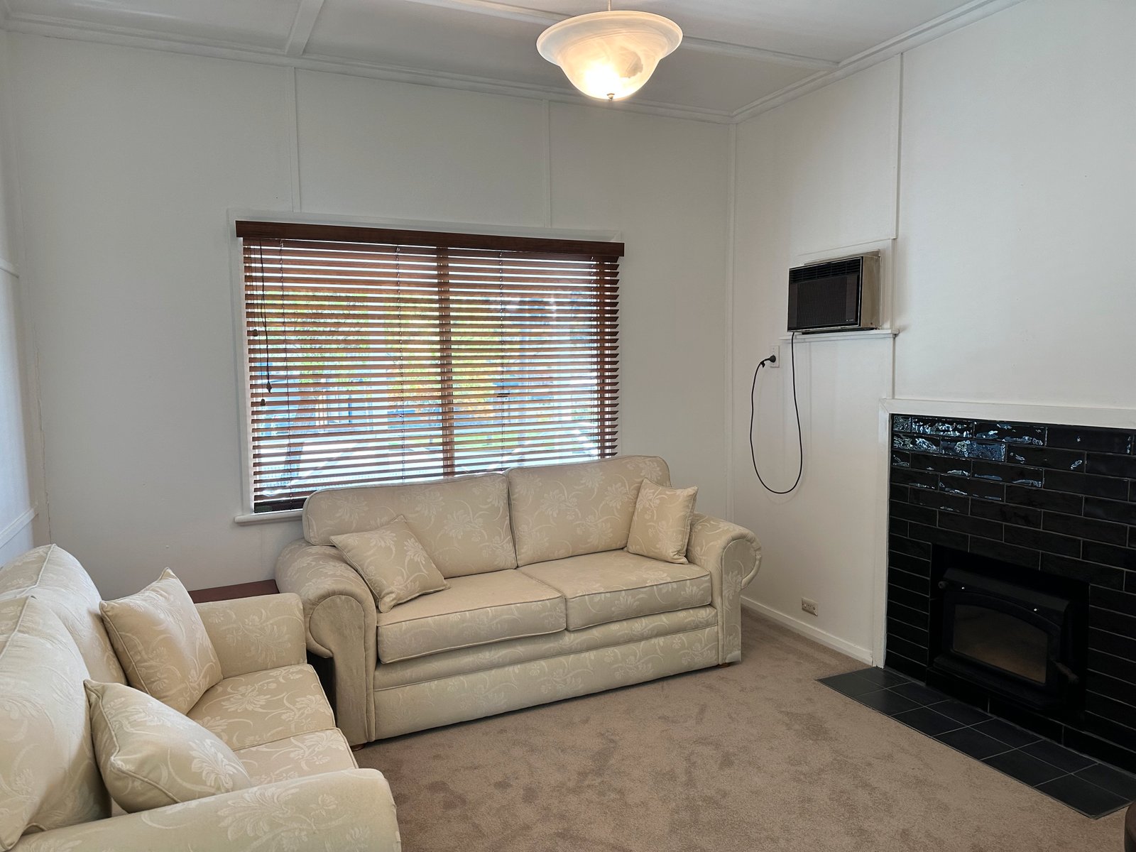 7 Batlow Avenue BATLOW 3