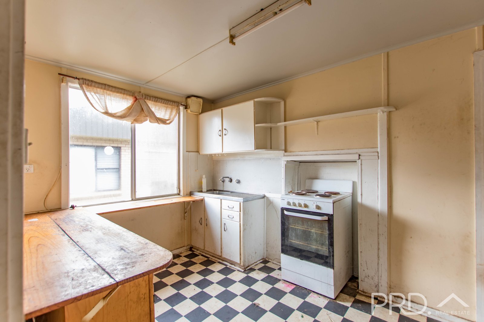 7 Batlow Avenue BATLOW 5