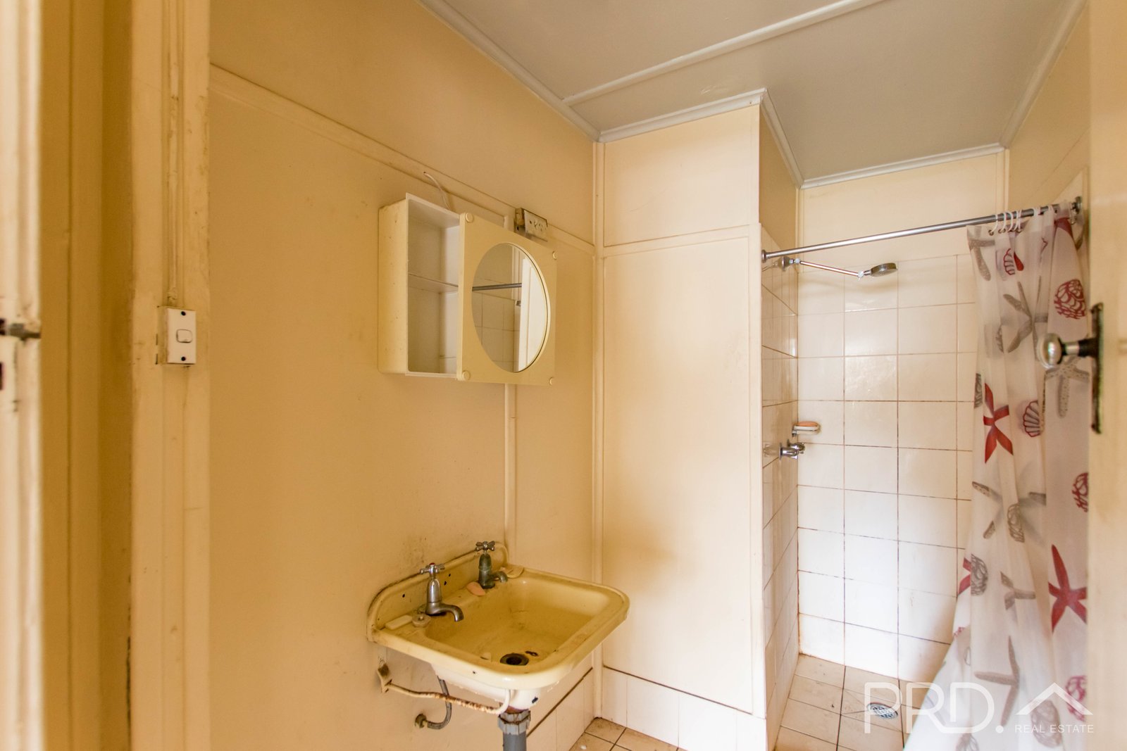 7 Batlow Avenue BATLOW 8
