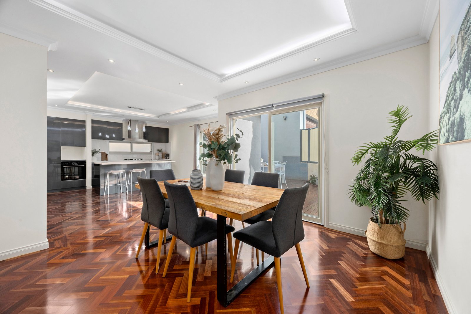 Gallery: 7 Beach Grove