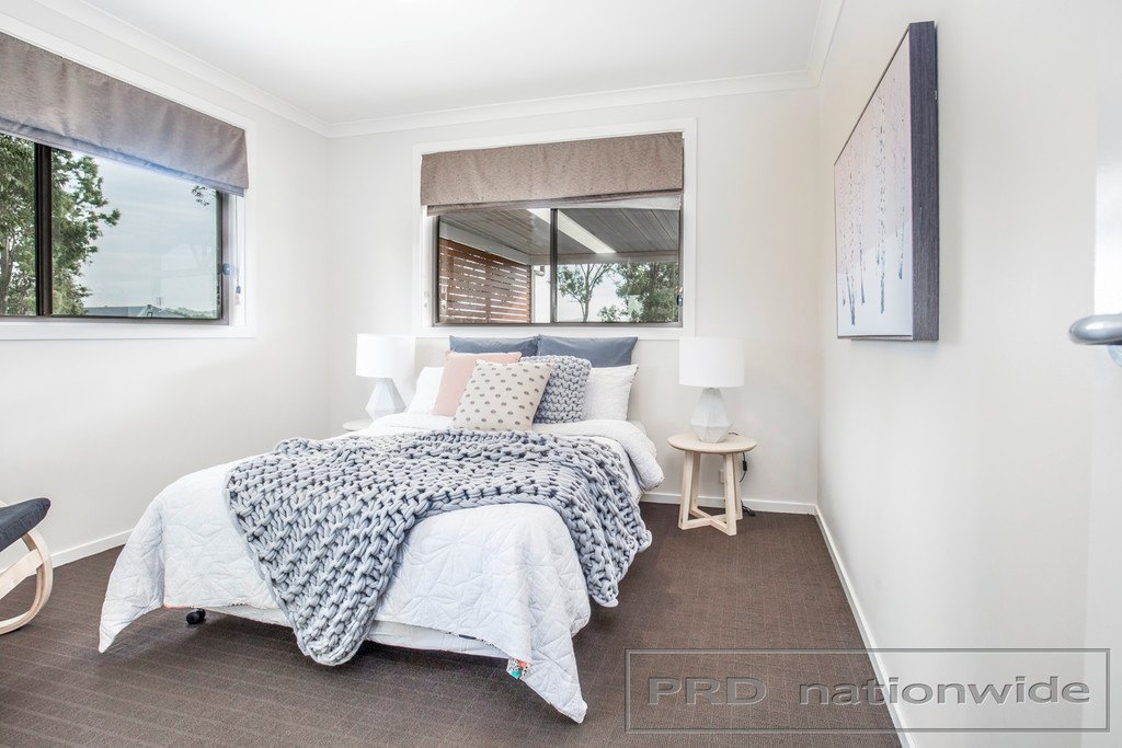 7 Beacon Hill Rd  WINDELLA 12
