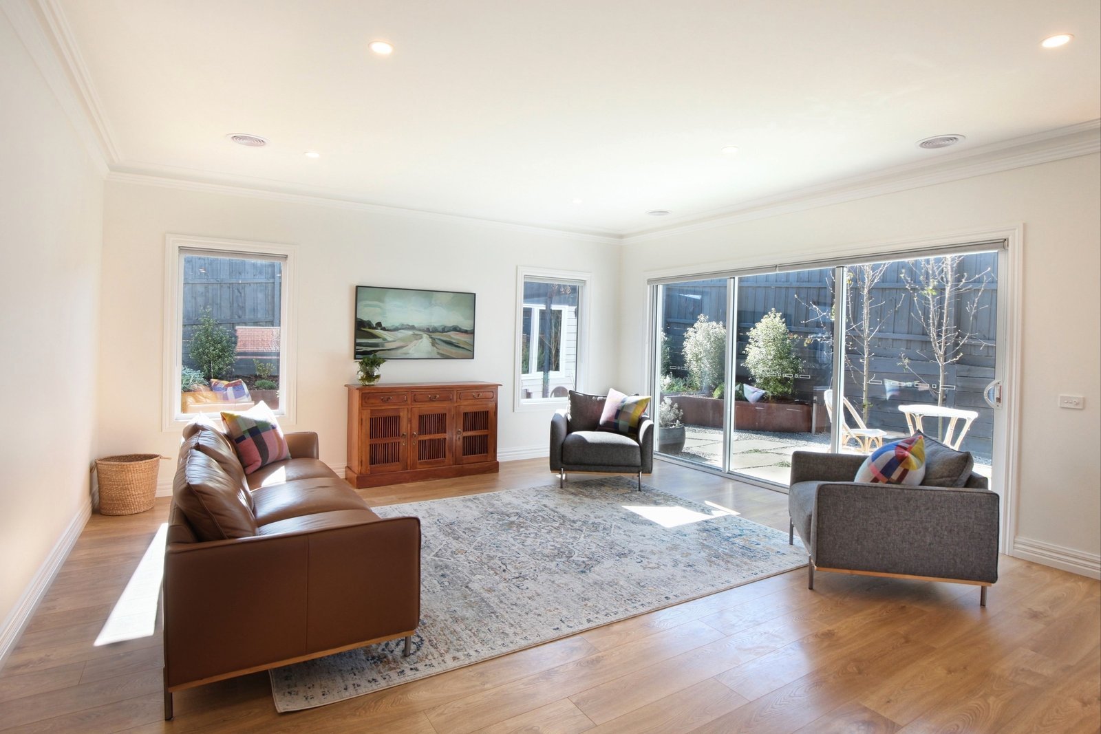 Real Estate and Property in 7 Beaumont Place, Woodend, VIC