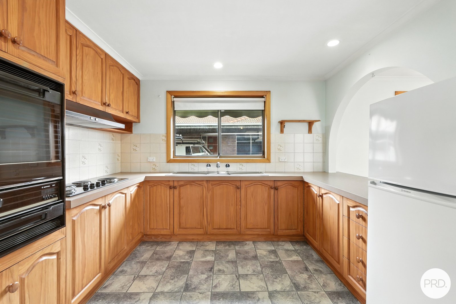 7 Bedford Street BRIGHTON 9