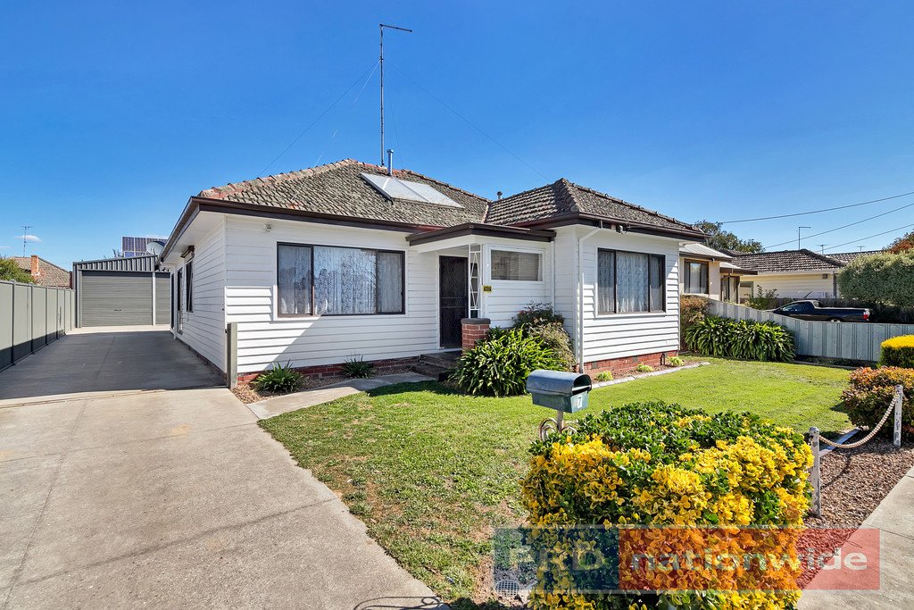 7 Beech Avenue WENDOUREE 1