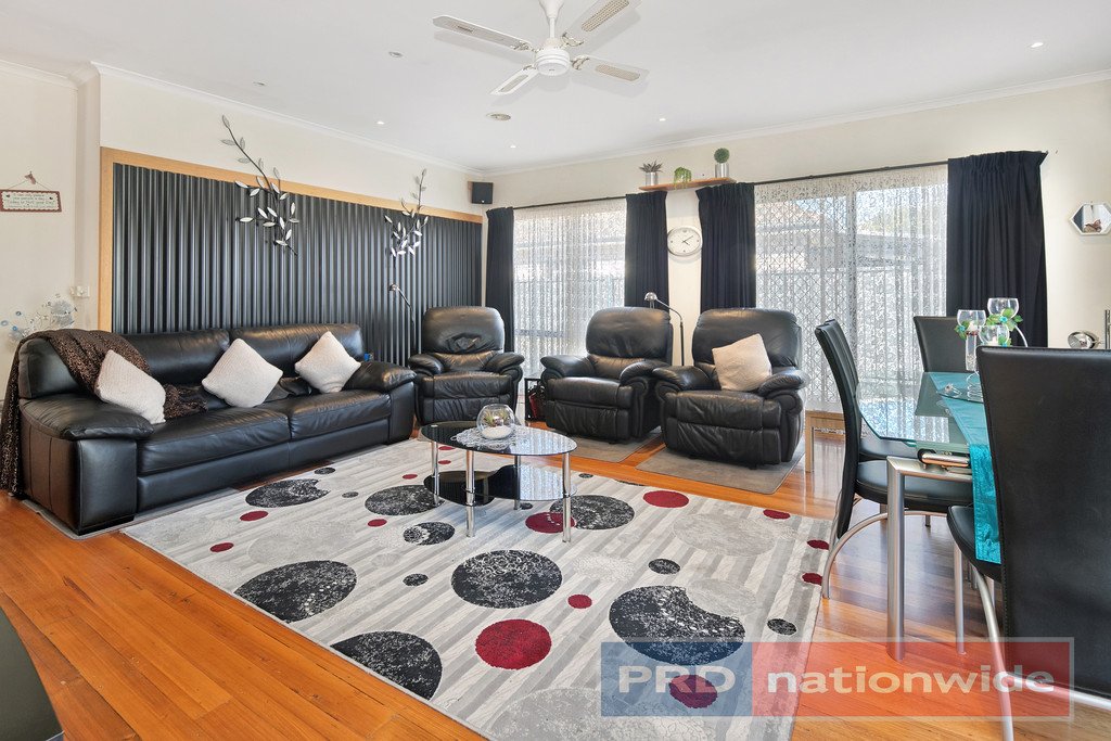 7 Beech Avenue WENDOUREE 2