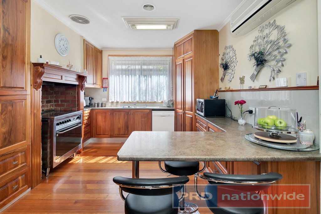 7 Beech Avenue WENDOUREE 6