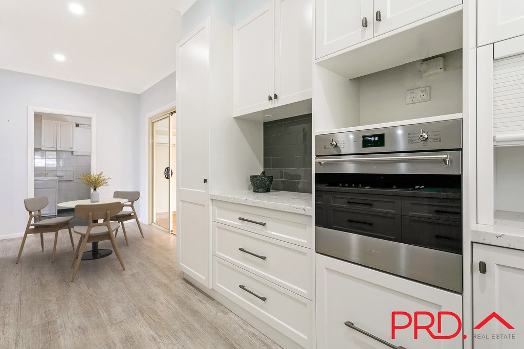 7 Begonia Street TAMWORTH 9