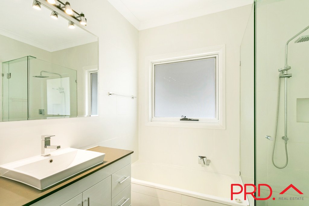 7 Begonia Street TAMWORTH 14