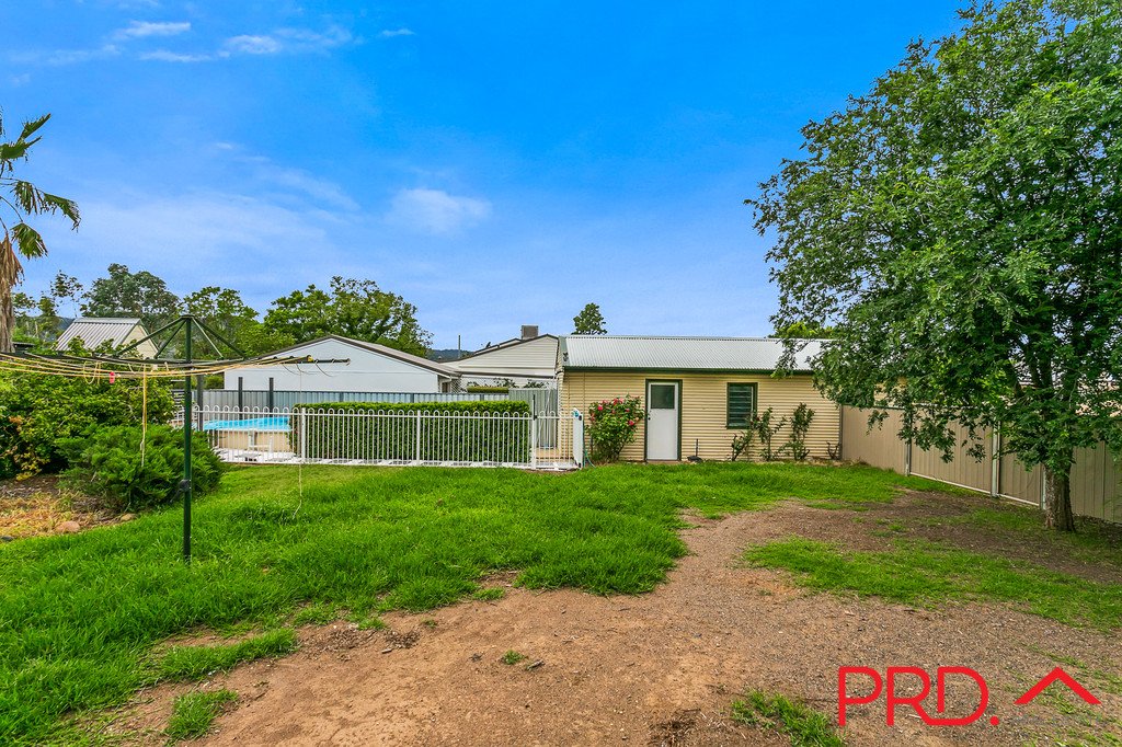 7 Begonia Street TAMWORTH 17