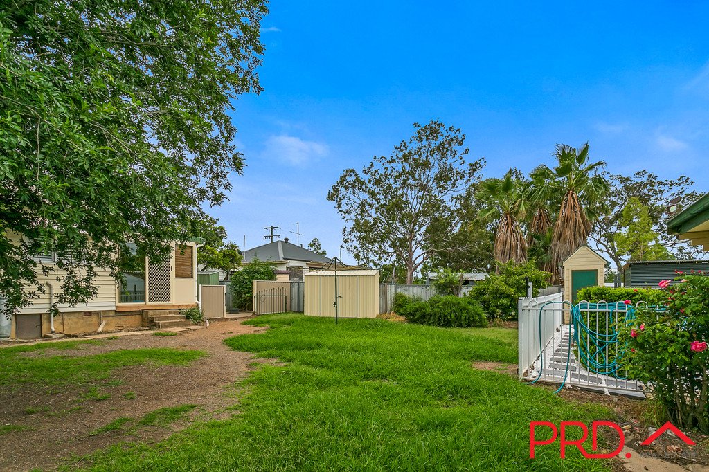 7 Begonia Street TAMWORTH 18