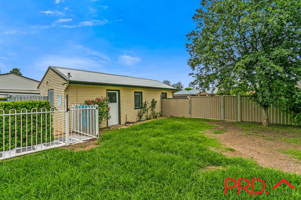 7 Begonia Street TAMWORTH 22