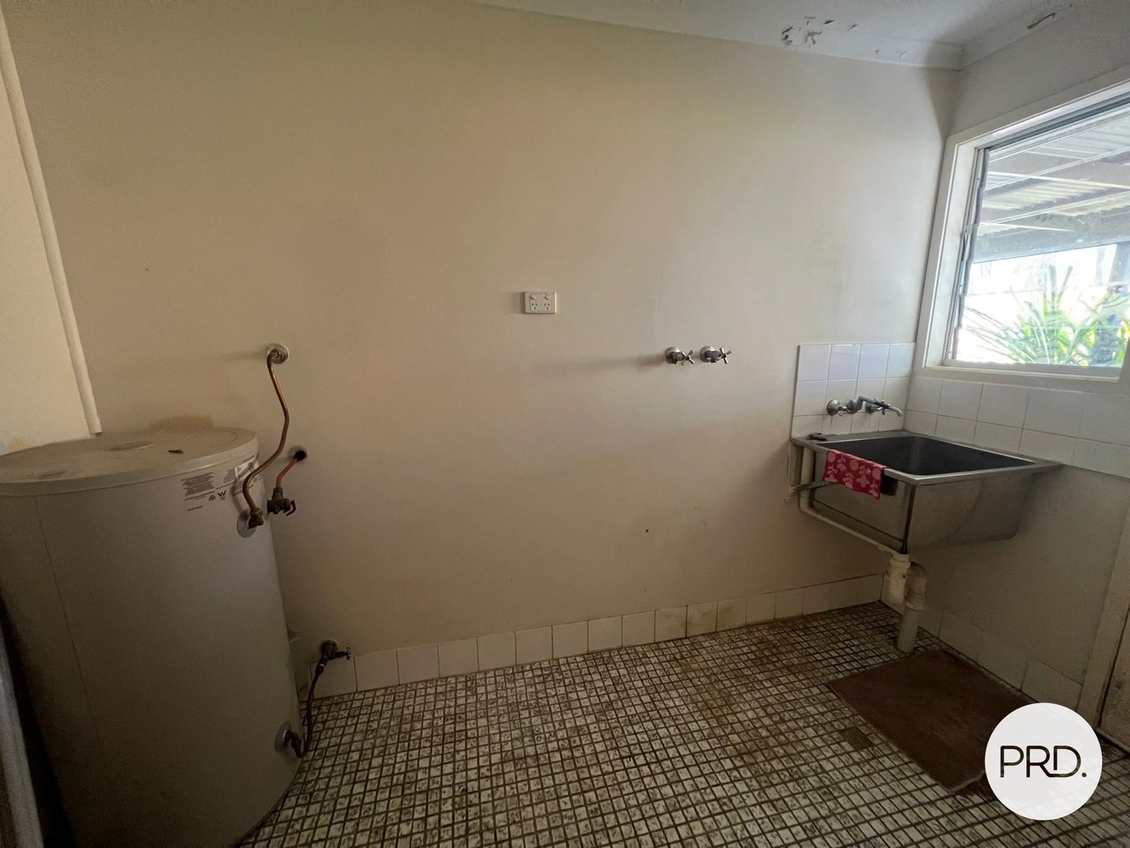 7 Benowa Court BOYNE ISLAND 10