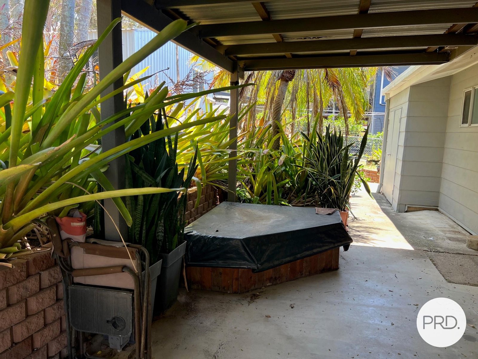 7 Benowa Court BOYNE ISLAND 12