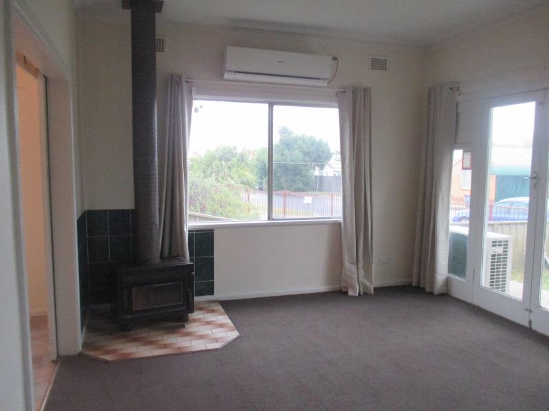 7 Bent Street TAMWORTH 2