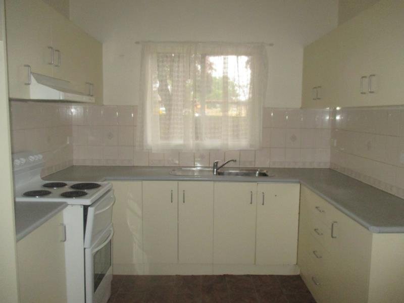 7 Bent Street TAMWORTH 4